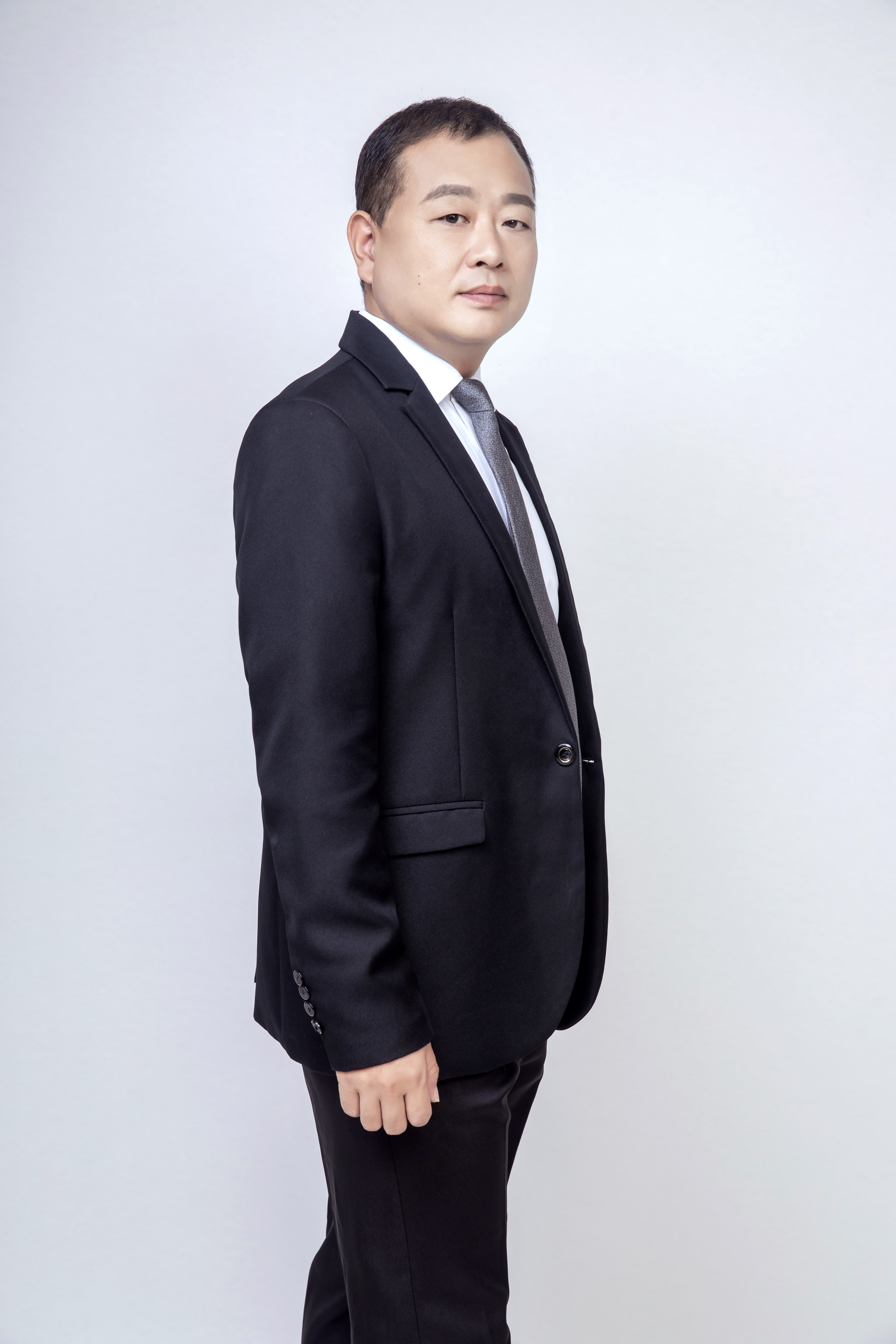 翟子楠 自动控制硕士 副教授 翟子楠 自动控制硕士 副教授